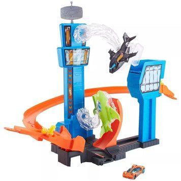 Трек гоночний Гонки в аеропорту Хот Вілс Hot Wheels (машинка, на батарейках) GFH90